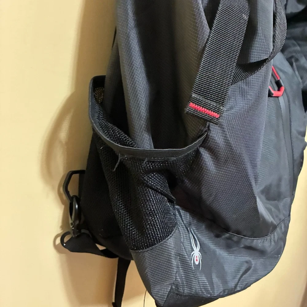 Spyder Black Spire Convertible Backpack Hip Pack